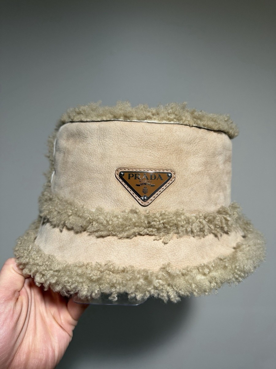 だぶ。　903540 Prada Beige Leather Sheep Fur Bucket Shearling Hat | eBay