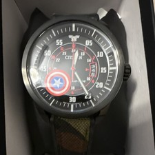 Citizen Eco-Drive Marvel Capitán América esfera negra camuflaje correa de nailon 44 mm 100 m