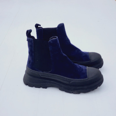 Life Women US 6.5 EU 37 Italy Made Navy Suede Leather Pull On Ankle Booties