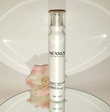 Nexxus Humectress Luxe Ultimate Moisture Lightweight Conditioning Mist Spray 5oz