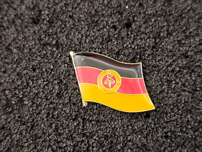 DDR Flaggen Pin – Ca. 20 Mm, Hartemaille, Historischer Anstecker