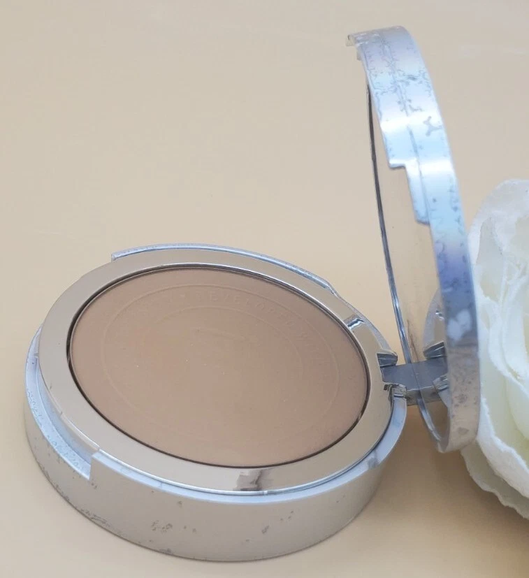 It Your Skin Butter CC+ Airbrush Perfecting Powder Rich 0.33 oz FLAWED  - Image 4 of 4