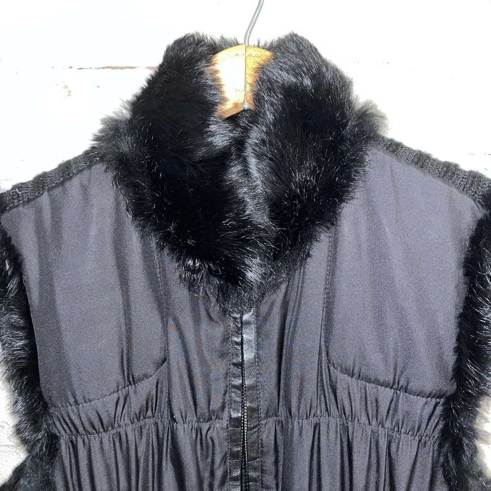 Chaleco Linda Richards Reversible Lujo Piel de Conejo y Seda Acanalada | Talla X Pequeño Foto 2 de 4