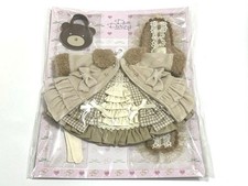 Neo Blythe Kleid mit B&auml;renohr Kopfschmuck