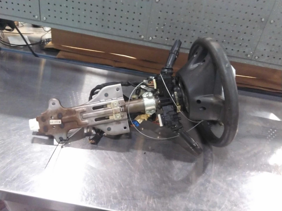 Used Steering Column fits: 2011 Kia Forte Floor Shift hydraulic power steering t - Image 3 of 4