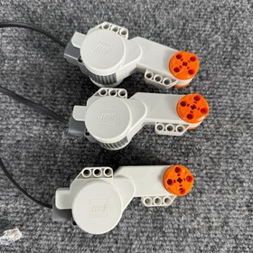 Lego Mindstorms NXT Electric Servo Motors 9842 with Cables Lot of 3