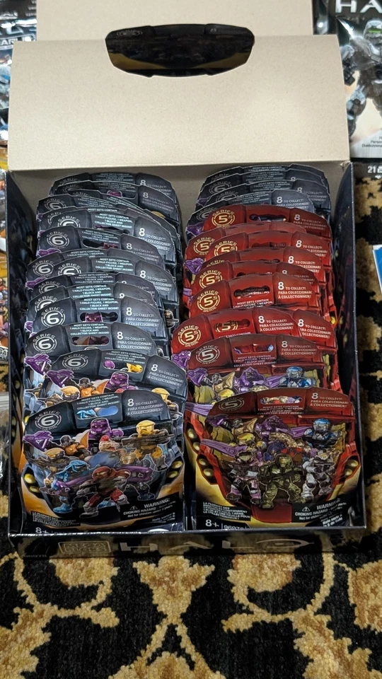 ***Halo Mega Bloks Lot of Multiple Series + Sealed & Loose 250+ Mini Figures*** - Image 2 of 4