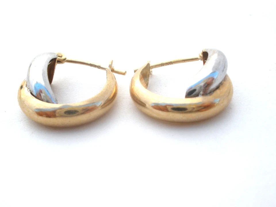 10K Yellow & White Gold Hoop Earrings Two Tone Round Hoops .91 Grams Vintage - Image 3 of 4