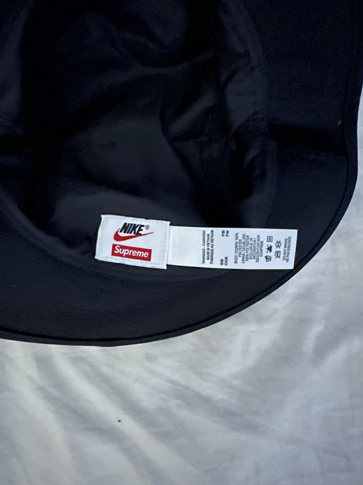 耐克 Supreme 缎面水桶帽 S/M — 第 3/3 张图片