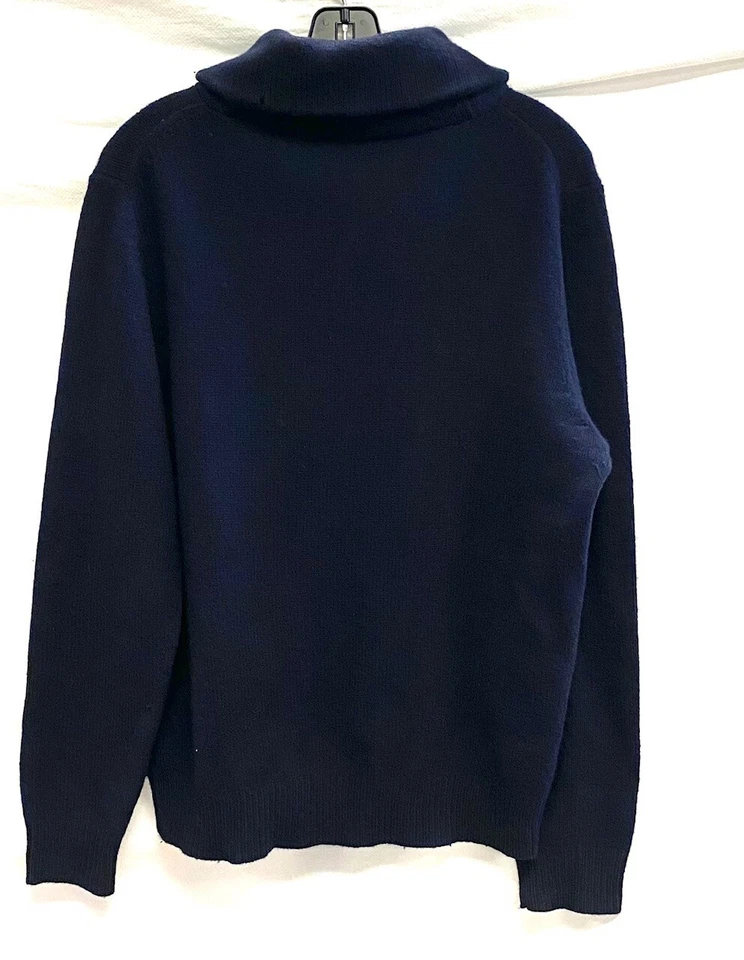 CAROLINA HERRERA 海军蓝披肩领 木制 牙骨闭合 羊毛毛衣 大号 — 第 2/4 张图片