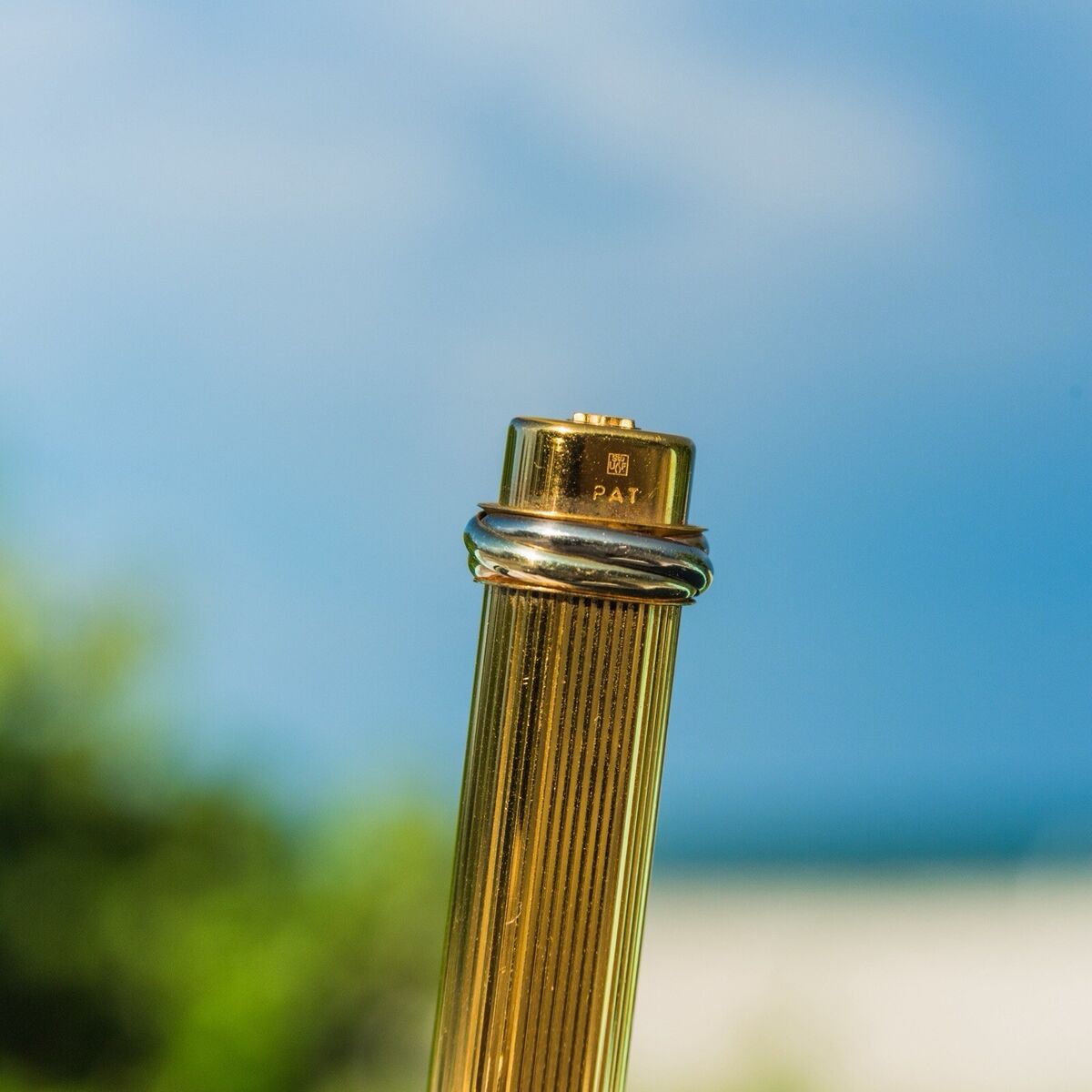 Vintage Must de Cartier Vendome Trinity Oval Gold Plated Vintage Must de Cartier Vendome Trinity Oval Gold Plated