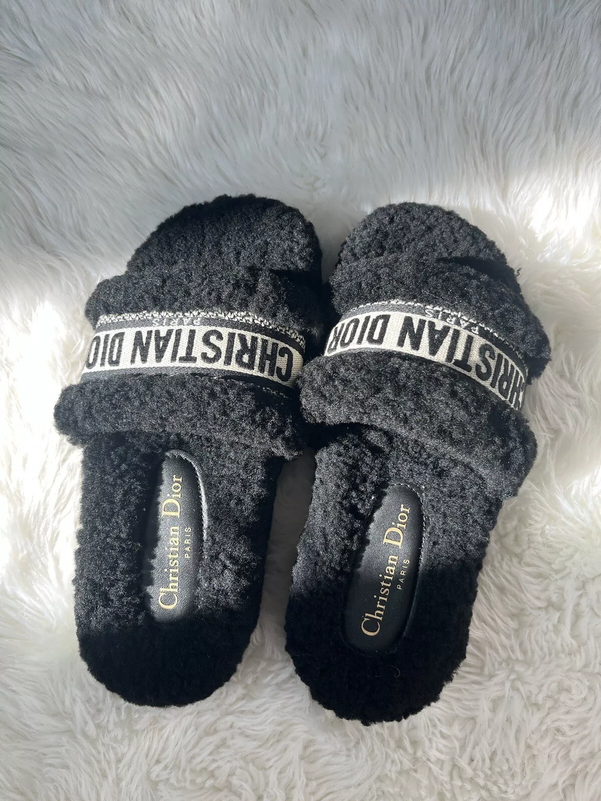 Neuf ! ? Sandales Christian Dior Dway Shearling noires EU 36