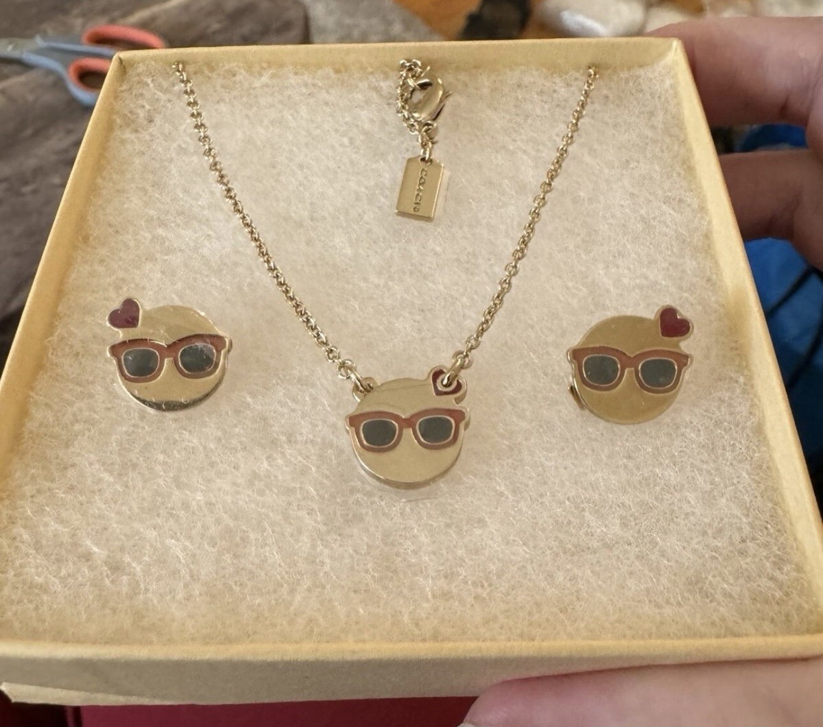 NEW Coach Emoji Hearts Glasses Shady Necklace Earring Set RARE