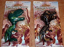 CHOMPING DINOSAUR BRAND NEW ON BUBBLE CARD REGENT INC. GREEN OR MULTI COLORED