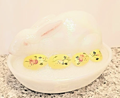 Vintage Hand Painted Signed Fenton Art Glass Bunny Rabbit on Nest Dish with Eggs