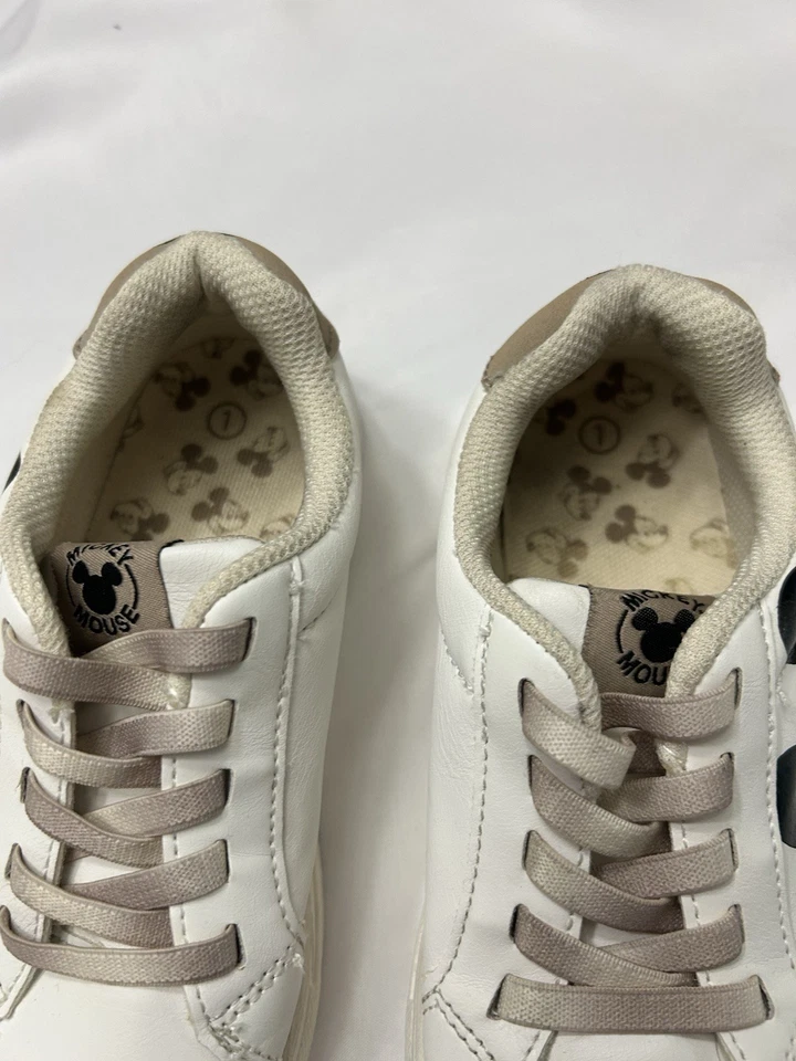 Tênis Disney Mickey Mouse branco tamanho 1 juvenil - Imagem 3 de 4