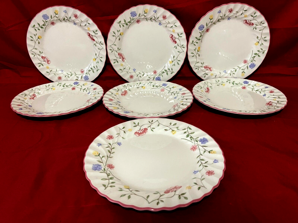 Johnson Brothers Summer Chintz Set Of Floral Salad Plates 1/2