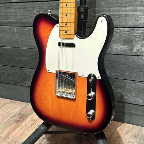 Fender Vintera II '50s Nocaster Electric Guitar w/ Gig bag- Sunburst - Picture 3 of 11