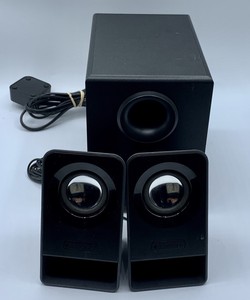 logitech z213 multimedia speakers with subwoofer