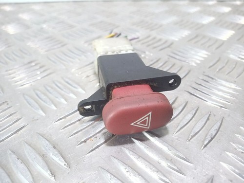 Renault Laguna I 1997 Schalter Warnblinkanlage 822955 UST93395
