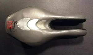 adamo saddle