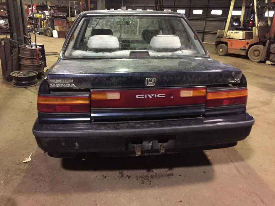 Used Radiator fits: 1991 Honda Civic MT 5 speed Grade A Foto 2 de 4