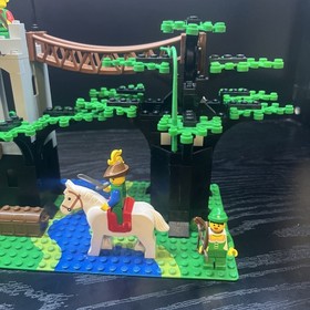 LEGO 6071 - Castle Forestmen's Crossing - 100% Complete Rare Retired Vintage Set