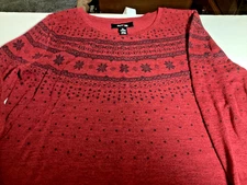 Women’s PL Style & Co Red Pullover W/Long Sleeves Crew Neck Poinsettia Pattern