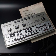 Roland TB-303 Bassline Synthesizer Module 1981 - 1984 - Silver