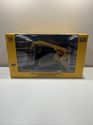 DIECAST MASTERS CAT 297D2 Multi Terrain Loader w/ Attachments 1:16 Diecast