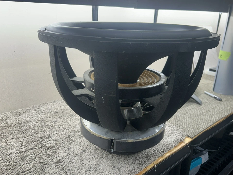 Re Audio XXX 18Inch Subwoofer Banger !!! 9899 - Image 4 of 4