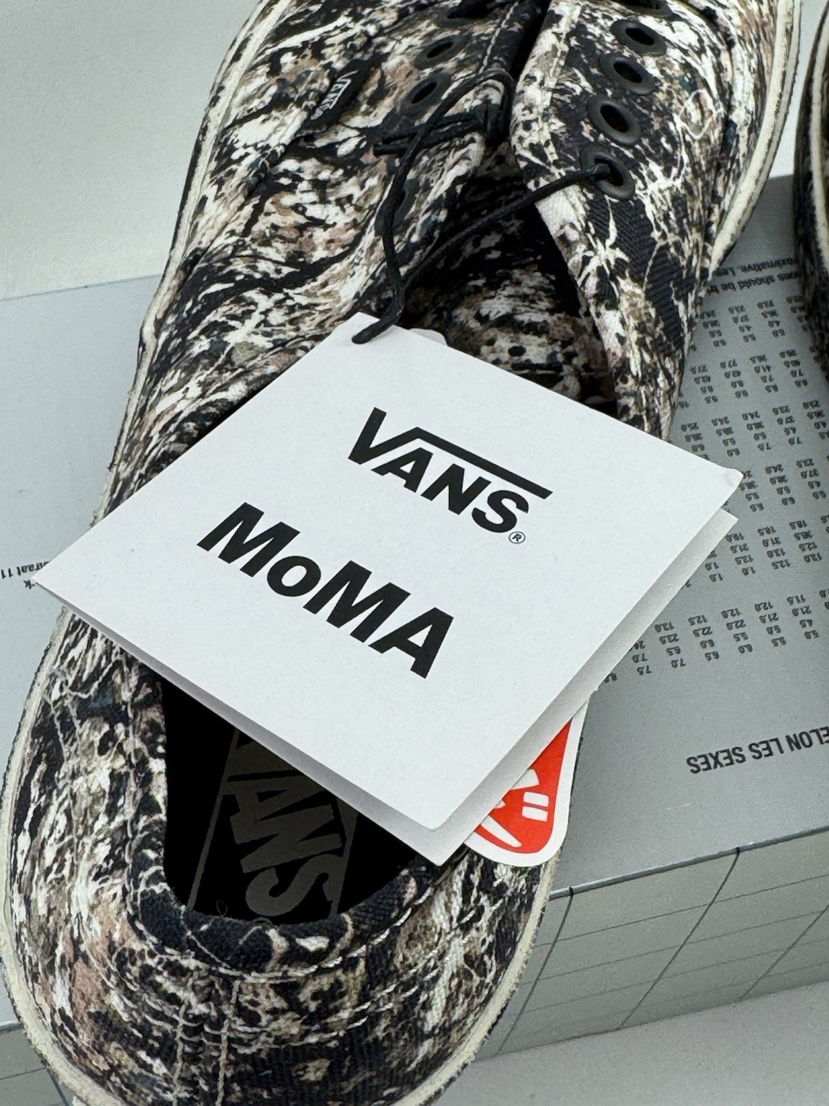 Vans Authentic MoMA Camo Jackson Pollock Limited Sold-out US 9.0 HTF image 7