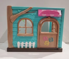 Lil Woodzeez Calico Critters Luvs And Hugs Nursery Playset