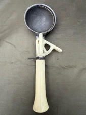 Vintage Bonny Products Mechanical Ice Cream Scoop White Handle NY USA Works EUC