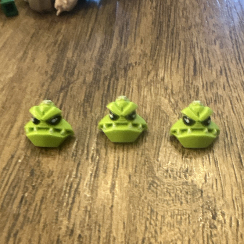 LEGO Green Minifigure Headgear Pieces Lot of 3 Plastic Parts