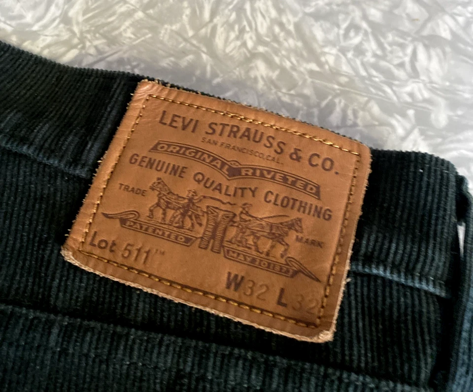 Pantalones de mezclilla Levis 511 verde pana para hombre 34x33 *La etiqueta es 32x32* ajustados premium grandes E Foto 4 de 4