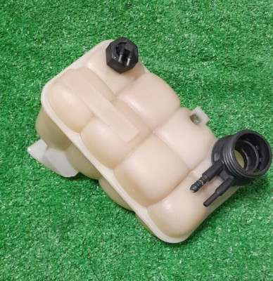 Coolant Expansion Tank for BMW E30 325i 88-91 325ix 1988-1991 325 L6 2.5L 2.7L