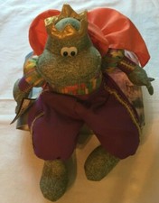 Frog Prince Kiss Me Kiss Me Shelf Edge Sitter Cape 20 Inches Plush Talking.