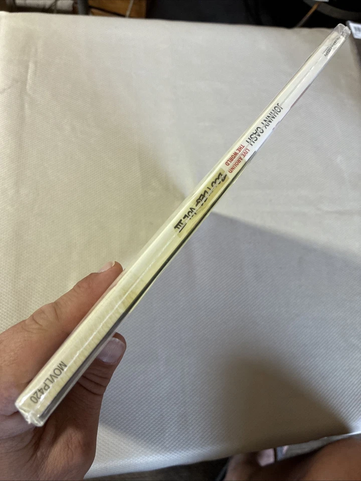 Bootleg 3: Live Around the World [Limited Transparent Vinyl] by Johnny Cash... - Image 4 of 4