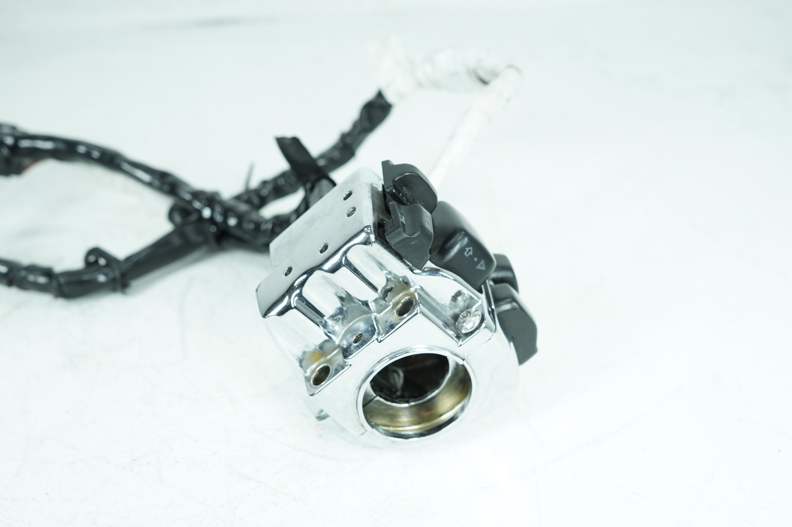 2007 Harley Touring CVO Screamin Eagle Right Engine Start Kill Switches Controls