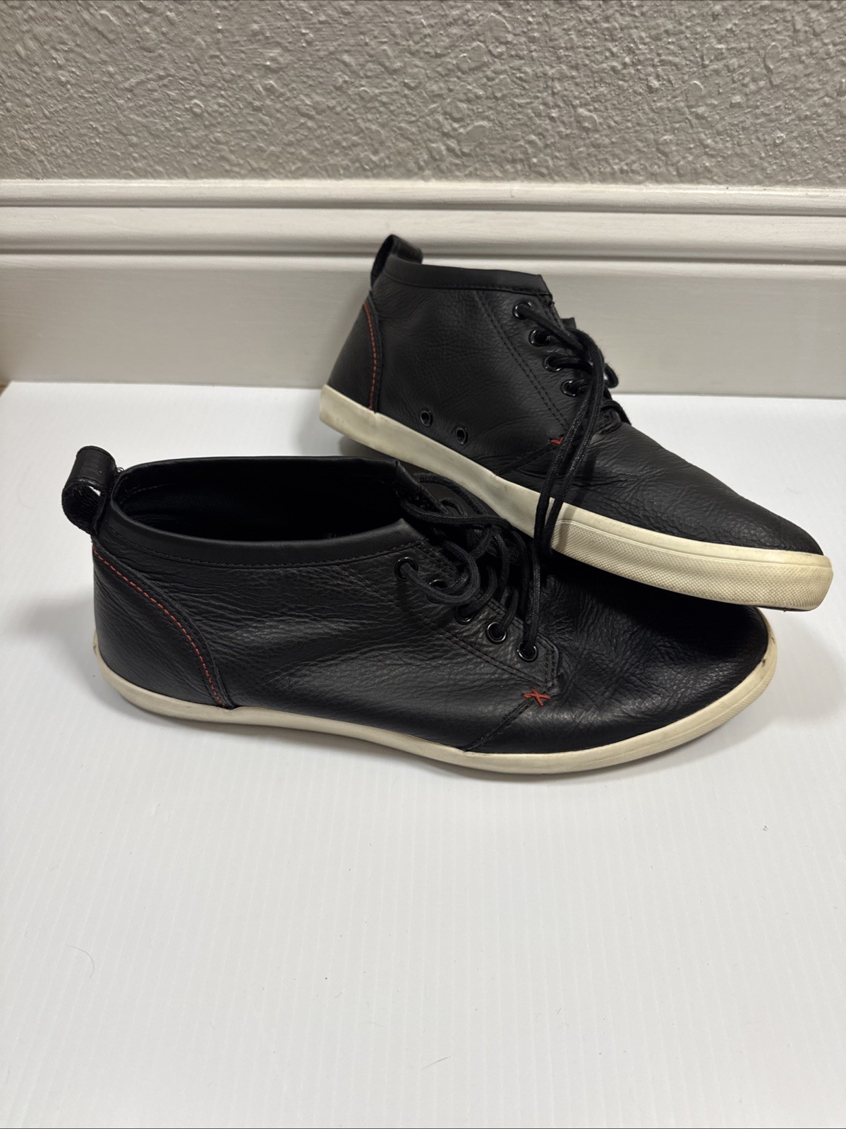 BN CONVERSE All Star Midtown Unisex Sneakers Size 11US Black Leather 144627C thumbnail 7