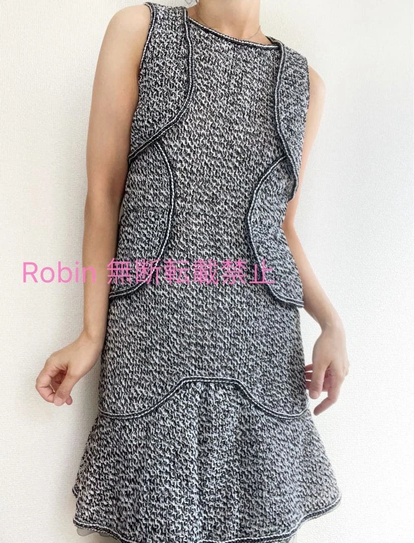 Chanel — Chanel CocoButton Tiered BackOpenDress2015 Cotton,Silk Size34 Black/White SK1710