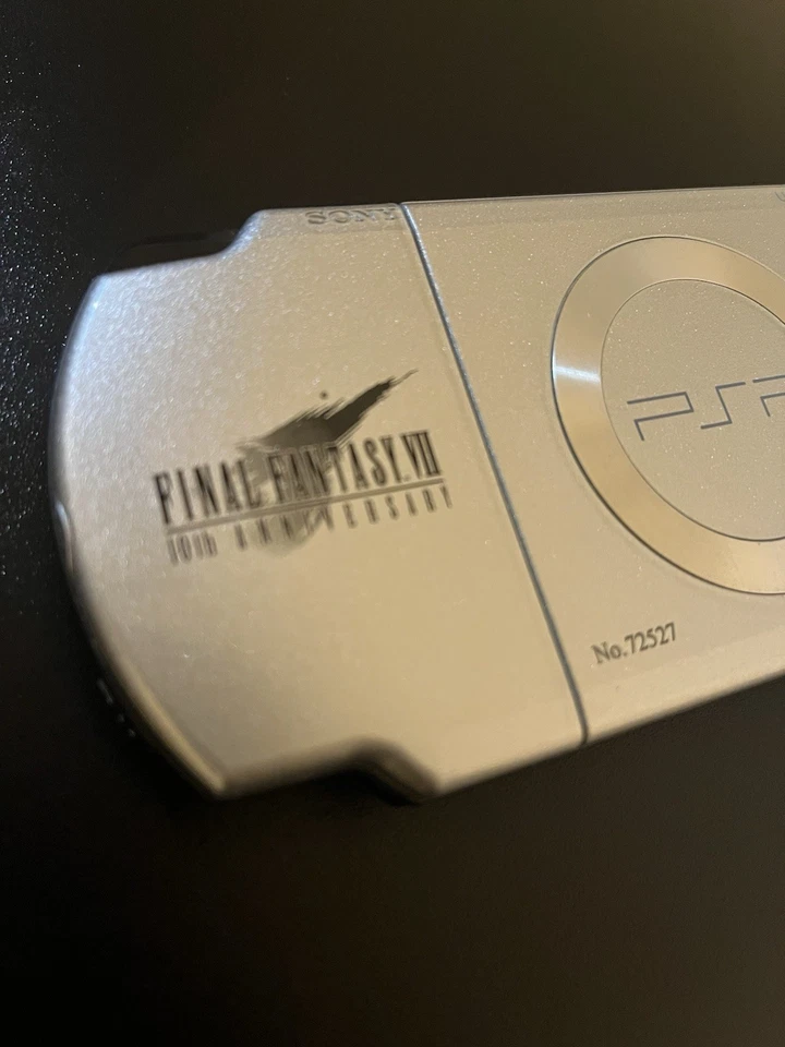 Sony Psp 2000 Final Fantasy Foto 3 de 4