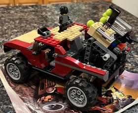 LEGO Dino Attack: Fire Hammer Vs. Mutant Lizards (7475)