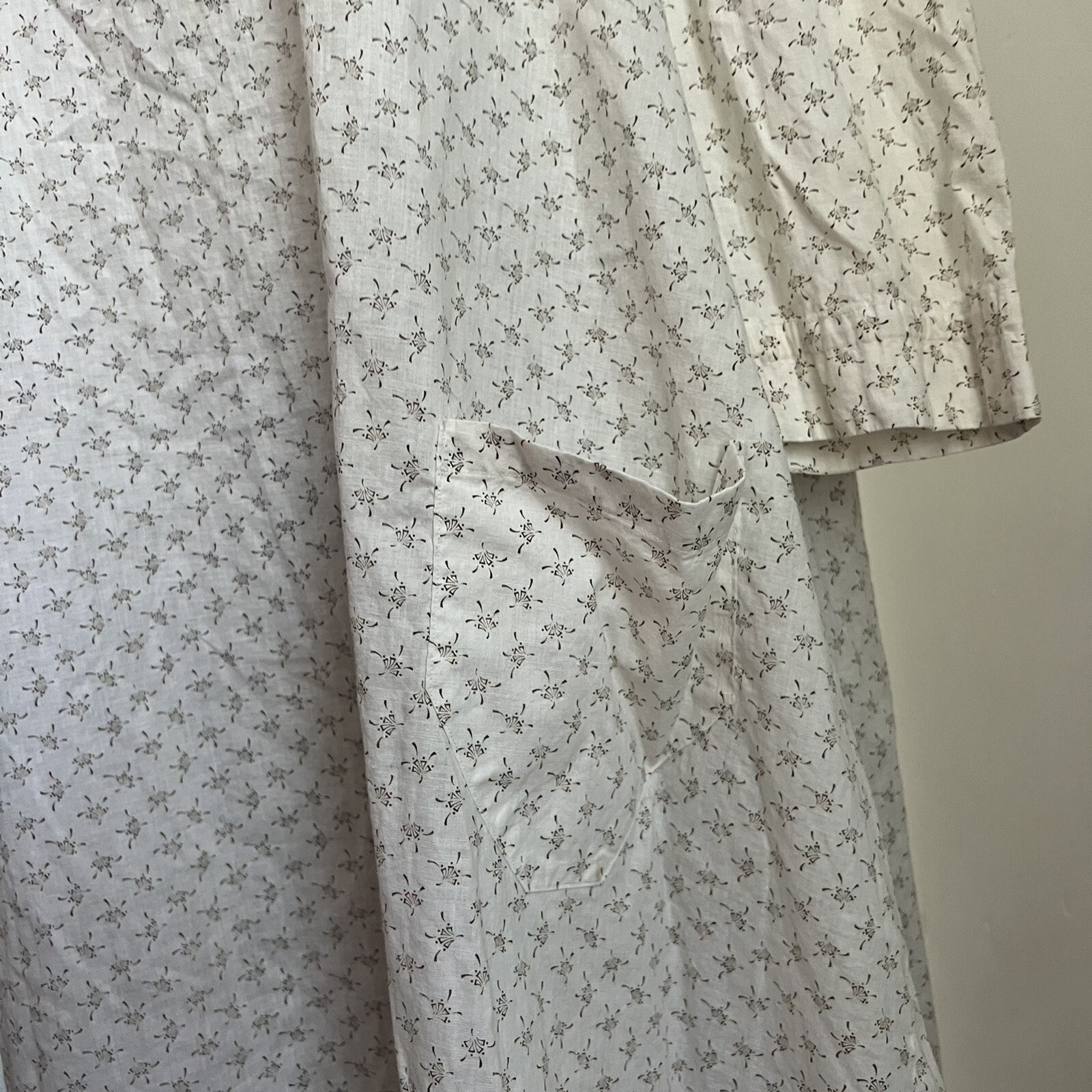 Antique Victorian  Floral Calico Print Dress Over… - image 4