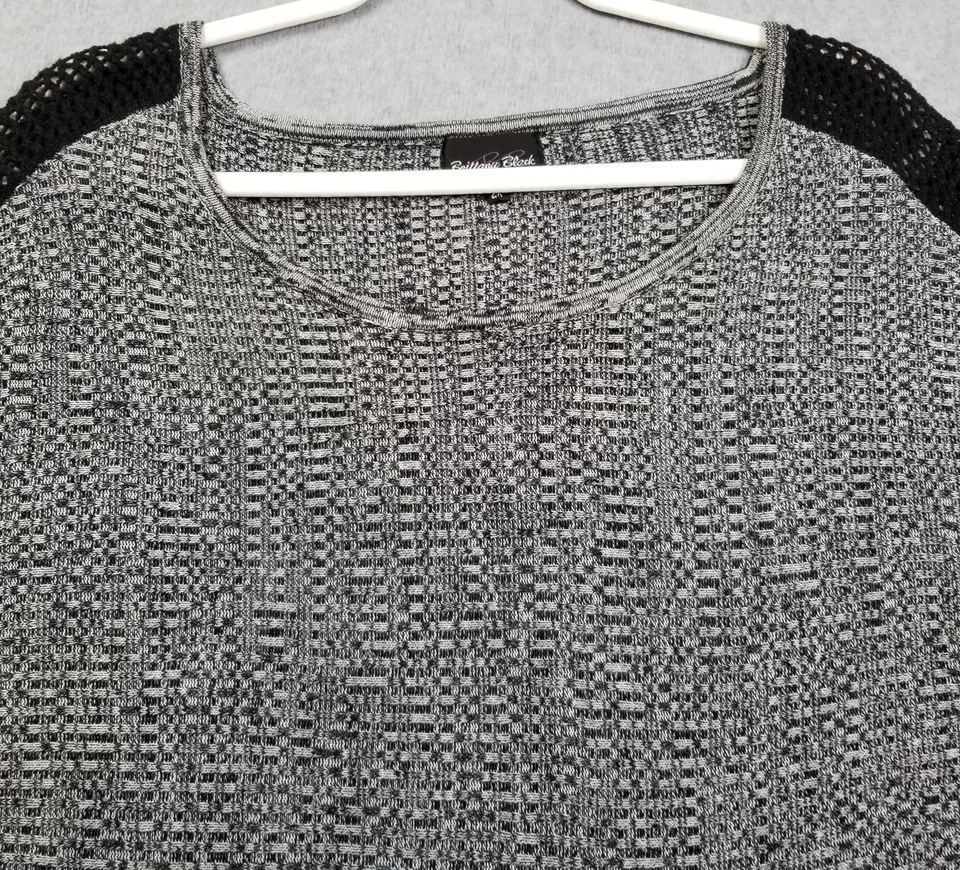 Suéter Brittany Negro Mujer 2X Plus Blanco Negro Manga Corta Cuello Redondo Elastizado Foto 2 de 4