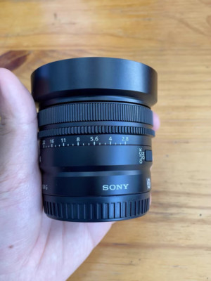 Sony SEL24F28G FE 24mm f/2.8G Full Frame Ultra Compact G Series Lens for E-mount