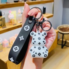 Women Men Girl Boy Cute Keychain Easy to Carry Cute Bear Pendant Metal Key Ring