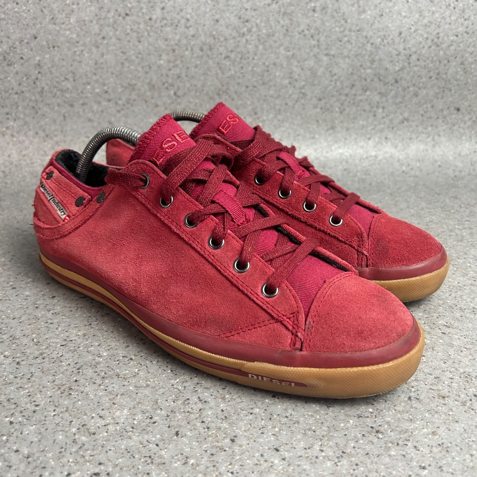 SAOLA Diesel scarpe da ginnastica uomo taglia 9 5 UK Res pelle scamosciata esposizione suola bassa gomma