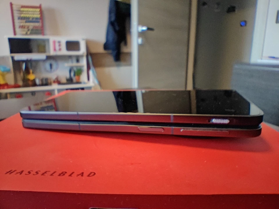 OnePlus Open Smartphone 5G Doppia SIM 512GB Nero Android 13 - Immagine 3 di 4